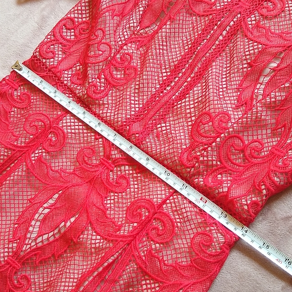 Reiss Zola Lace Overlay Scallop Edge Deep V Back Shift Dress - Picture 4 of 10